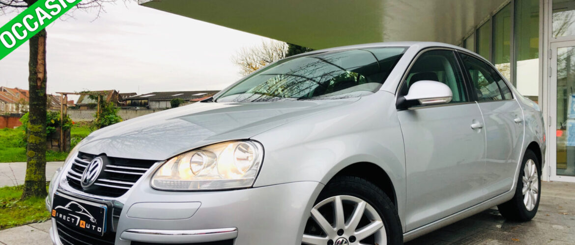 ( VENDUE ) VOLKSWAGEN JETTA / 1.6 ESSENCE / 11,056 KM / 2009