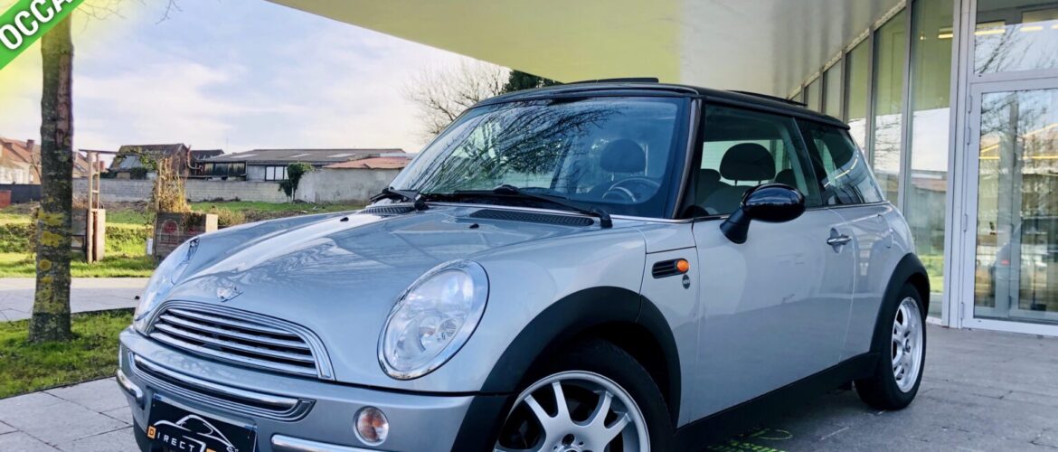 ( VENDUE ) MINI COOPER 1.6 i 2003  111,732 KM toit pano
