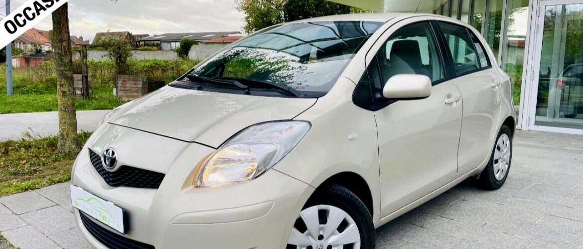 ⚠️VENDUE⚠️4999€  TOYOTA YARIS 1.4 vvti 2009 /109,990 KM