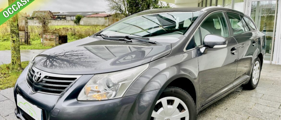 ⚠️VENDUE⚠️ 649 TOYOTA AVENSIS 2.0 D4D 126 CV 2010 / 158,476 KM