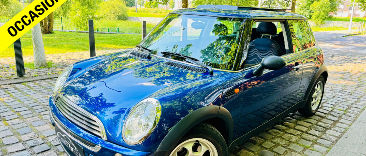 5 ⚠️VENDUE⚠️MINI ONE BOITE AUTO ESSENCE 2001 / 109,272 KM