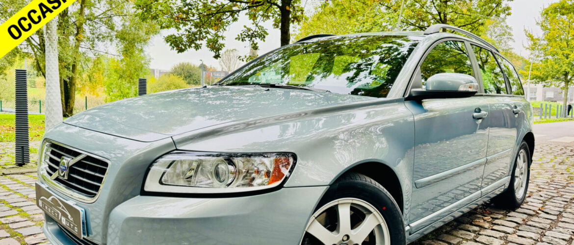 VENDUE 799 VOLVO V50 BOITE AUTO/ 2,0 D 136 CV / 2009 /
